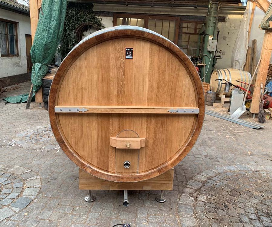 Rundes Holzfass